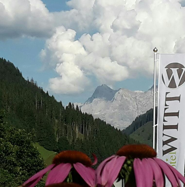 Hotel Witt Berwang Bagian luar foto