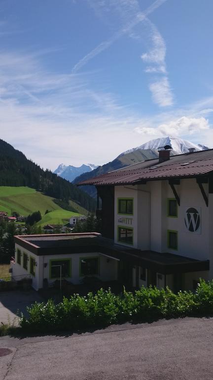 Hotel Witt Berwang Bagian luar foto